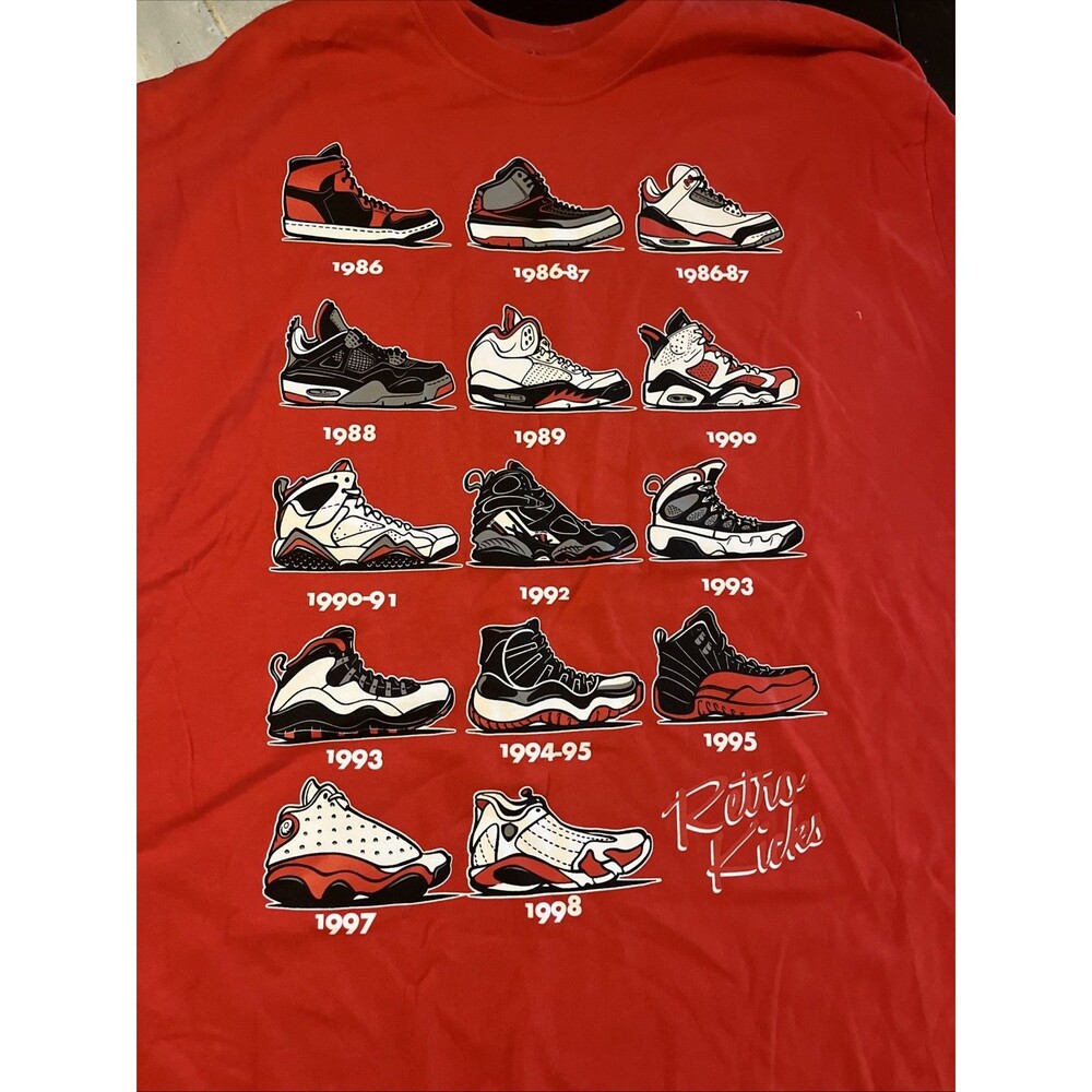 Retro Kicks 80's - 90's Sneaker Heads Retro Collection Men's XL T-Shirt Red